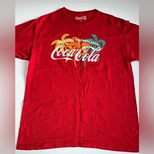 Coca Cola T Shirt Red Size L Deliciosa y Refrescante Graphic Tee 100% Cotton GUC